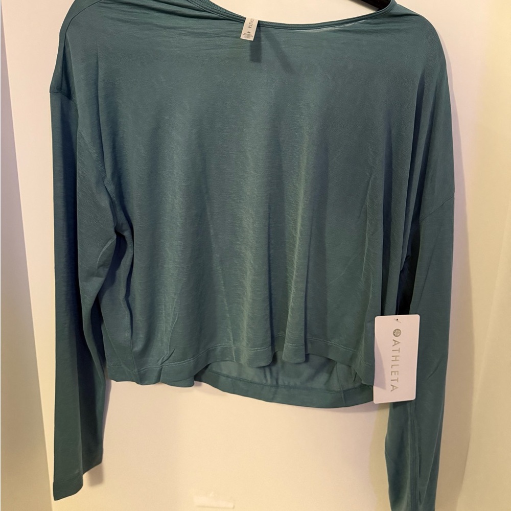 Athleta Women's Ocean Blue Long Sleeve Tee